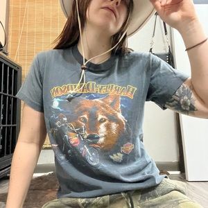 Vintage 90s Wolf Harley Davidson Super Soft Gray Tee Shirt
